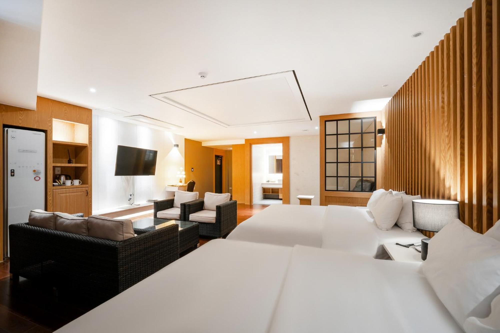 Hotel Artheim Gwangju Metropolitan City Екстериор снимка